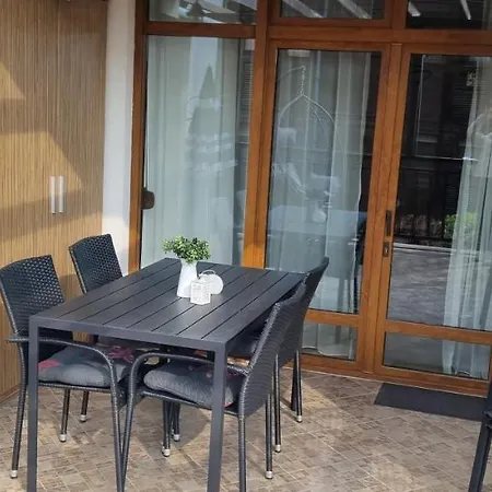 Eve Santa Marina - Sea, Pools, Relax 아파트