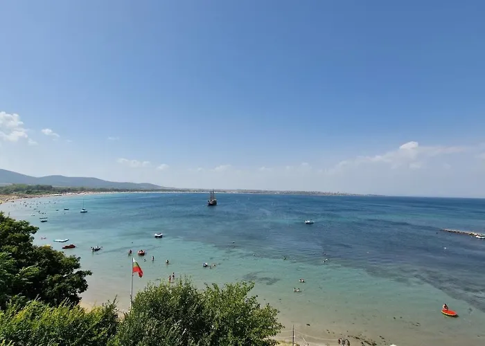 Eve Santa Marina - Sea, Pools, Relax Appartamento *