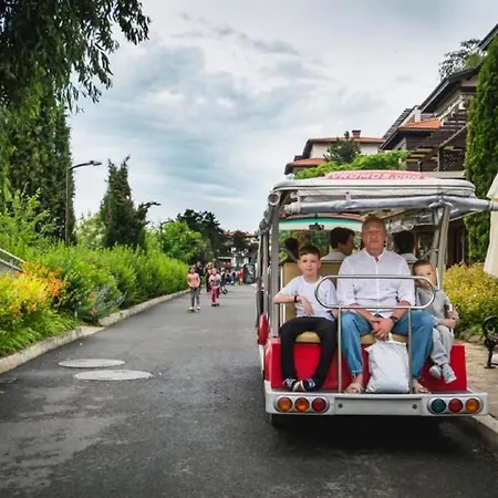 Eve Santa Marina - Sea, Pools, Relax *