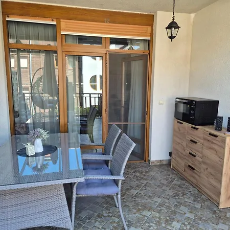Apartmán Eve Santa Marina - Sea, Pools, Relax *